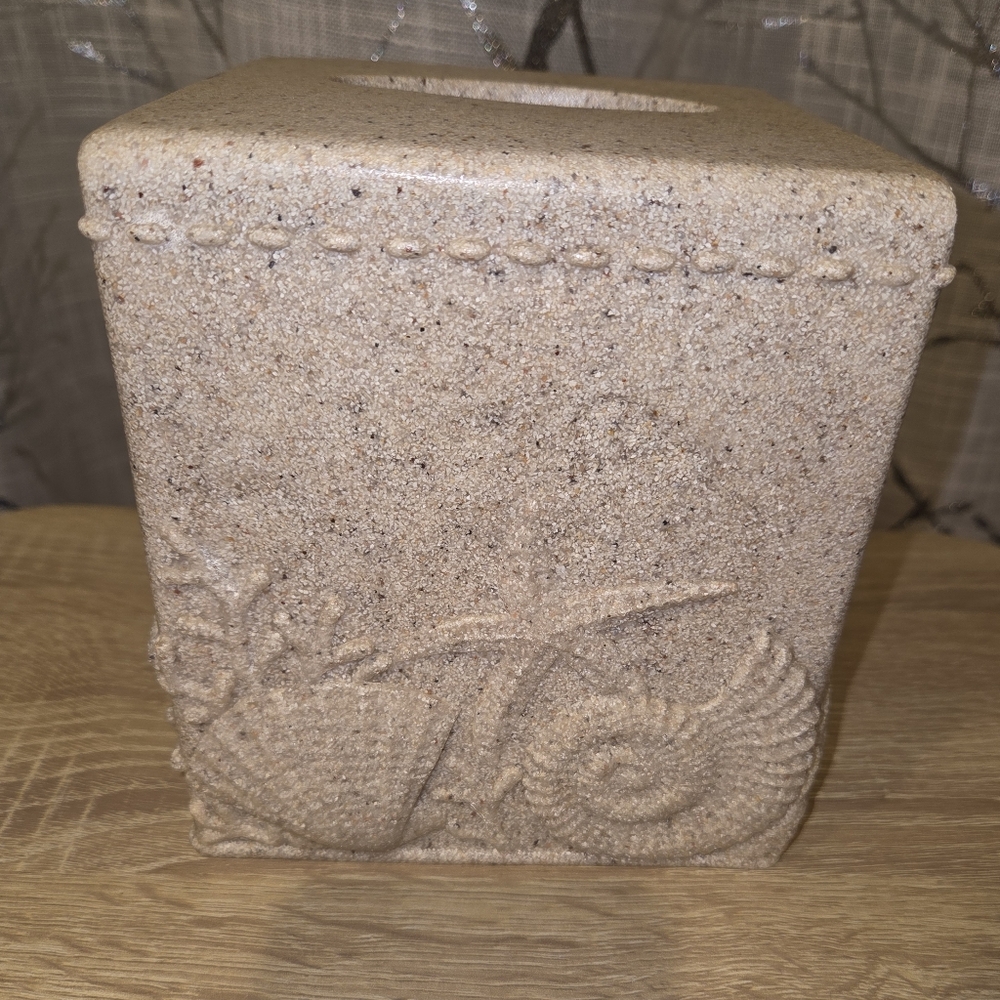 Beachy Seashell Tissue Box Cover - Picture 3 of 7